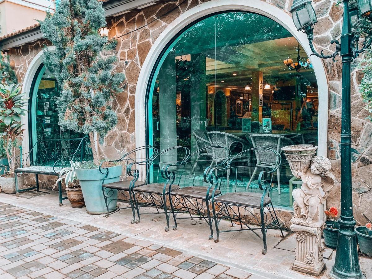 קו לארן The Castello Resort מראה חיצוני תמונה
